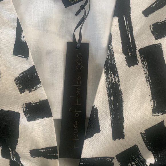 House of Harlow 1960 | NWT | Black patterned Linen Blend Crop Top - Picture 4 of 7